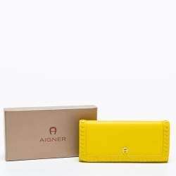 Pre Owned Aigner Yellow Leather Continental Wallet