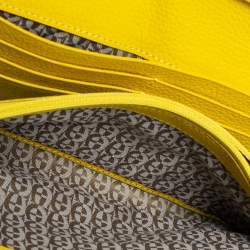 Pre Owned Aigner Yellow Leather Continental Wallet