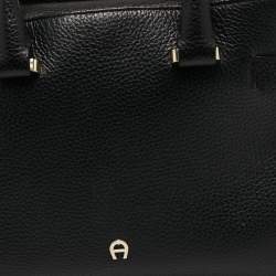 Pre Owned Aigner Black Leather Zip Satchel