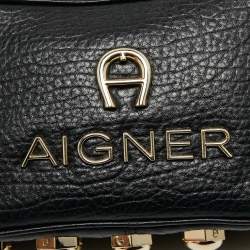 Pre Owned Aigner Black Leather Bombe A Camera Crossbody Bag