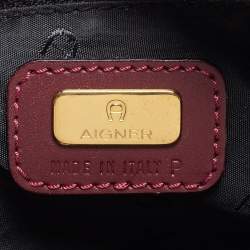 Pre Owned Aigner Burgundy Nylon and Leather Logo Lock Shoulder Bag