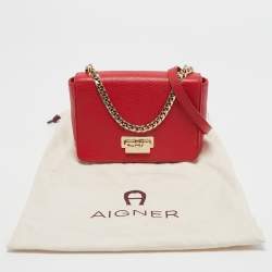 Pre Owned Aigner Red Leather Flap Crossbody Bag