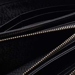 Pre Owned Aigner Black Leather Zip Continental Wallet