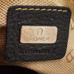 Pre Owned Aigner Black Leather Buckle Shoulder Bag