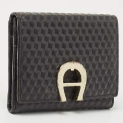 Pre Owned Aigner Black Leather Trifold Wallet