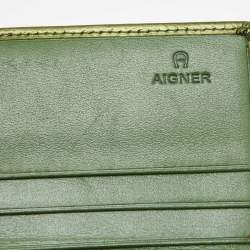 Pre Owned Aigner Meadow Green Logo Embossed Patent Leather Continental Flap Wallet 