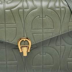 Aigner Green Logo Embossed Leather Pria Chain Shoulder Bag