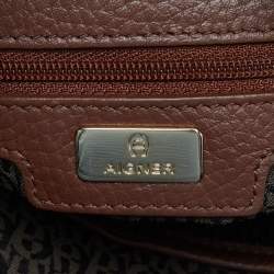 Pre Owned Aigner Brown Leather Zip Crossbody Bag