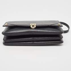 Pre Owned Aigner Black Leather Diadora Shoulder Bag