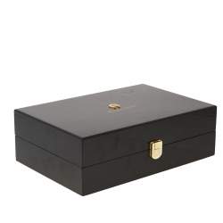 مملوكة مسبقًا ساعة يد نسائية أيغنر جينوا ديو A31600  ستانلس ستيل مطلي بالذهب وصدف وألماس 34 مم مع طقم قلادة وأقراط 