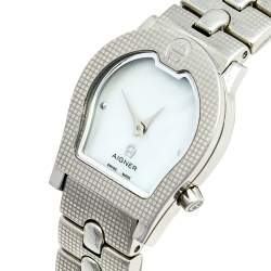 Pre Owned Aigner Mother of Pearl Stainless Steel Ravenna Quadro A02200 Women's Wristwatch 24 mm