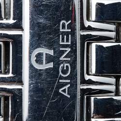 Pre Owned Aigner Silver Stainless Steel Cortina A26300 Women's Wristwatch 36 mm