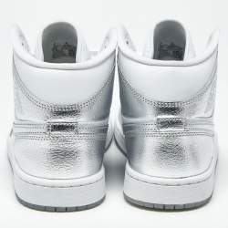 Pre Owned Air Jordans Jordan 1 SE Metallic Size 40.5 Silver/White Leather Mid Top Sneakers