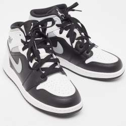 Pre Owned Air Jordans White/Black Leather Air Jordan 1 Shadow Sneakers Size 37.5