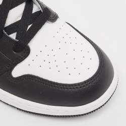 Pre Owned Air Jordans White/Black Leather Air Jordan 1 Shadow Sneakers Size 37.5