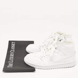 Pre Owned Air Jordans White Leather Air Jordan 1 High Top Sneakers Size 36.5