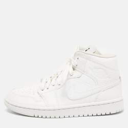 Pre Owned Air Jordans White Leather Air Jordan 1 High Top Sneakers Size 36.5
