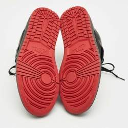 Pre Owned حذاء رياضي أير جوردان 1 عنق عالي جلد وشبكي أسود مقاس 43