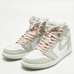 Pre Owned حذاء رياضي آير جوردانز جلد جوردان 1 ريترو عنق مرتفع أبيض/موف مقاس 39