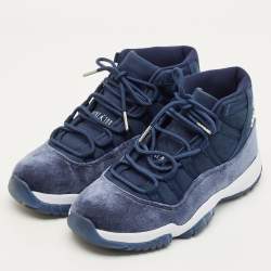 مملوكة مسبقًا Air Jordans Jordan 11 Retro Midnight Navy Size 40 Navy Blue Velvet High Top Sneakers