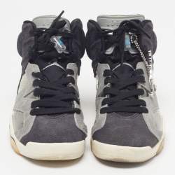 مملوكة مسبقًا Air Jordans Jordan 6 Retro Tech Chrome Size 37.5 Grey Suede and PVC High Top Sneakers