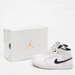 Pre Owned Air Jordans Jordan 1 Barely Rose Size 38.5 Multicolor Leather Mid Top Sneakers