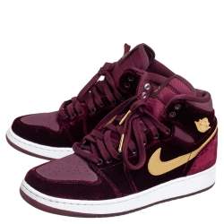 Pre Owned Air Jordans 1 Retro Night Maroon Velvet Heiress Sneakers (GS) Size 38