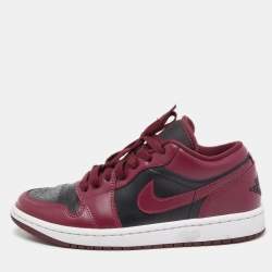 مملوكة مسبقًا Air Jordans Black/Burgundy Leather Air Jordan 1 Sneakers Size 38.5