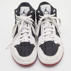 Pre Owned Air Jordans Black/White Air Jordan 1 Mid Sneakers Size 36.5