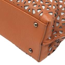 مملوكة مسبقًا Akris Tan Allega Leather Laser Cut Shoulder Bag