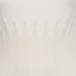 مملوكة مسبقًا فستان علايا أبيض محبوك ممدد واسع قصير مقاس متوسط