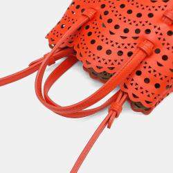 مملوكة مسبقًا حقيبة علايا جلد أحمر قصات ليزر مينا