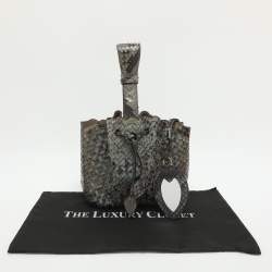 مملوكة مسبقًا Alaia Rose Marie Small Grey/Light Blue Python Bucket Bag