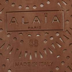 Pre Owned Alaia White Leather and Mesh Thong Flats Size 38