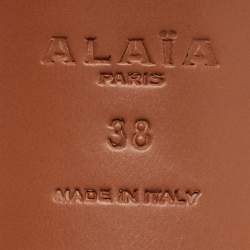 مملوكة مسبقًا صندل علايا "بومبي" سير حرف تي و أسورة كاحل و مرصع سويدي بيج مقاس 38.5