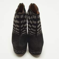 Pre Owned حذاء بوت للكاحل علايا سويدي بلون أسود/فضي بنمط الليزر مقاس 40 مع نعل سميك