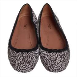 Pre Owned Alaia White/Black Calf Hair Ballet Flats Size 40