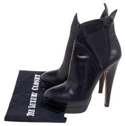 Pre Owned Alaia Black Leather Platform Ankle Boots Size 38