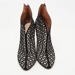 Pre Owned Alaia Black/White Suede Floral Cut Out Ankle Boots Size 37.5