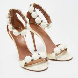 Pre Owned Alaia Off White Patent Leather Bombe Ankle Strap Sandals Size 38.5