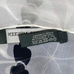 Pre Owned وشاح أليكساندر ماكوين شيفون أبيض مورد مطبوع