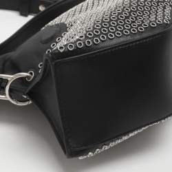 Pre Owned حقيبة كلاتش ألكسندر ماكوين دي منتا جلد عيليتس أسود