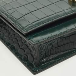 مملوكة مسبقًا حقيبة كلتش ألكسندر ماكوين جلد محفور بنقشة التمساح خضراء جمجمه سلسلة