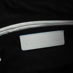 مملوكة مسبقًا Alexander McQueen Multicolor Satin Geometric Print De Manta Clutch