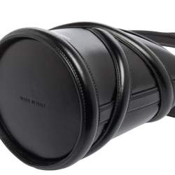 Pre Owned Alexander McQueen Black Leather The Curve Bag