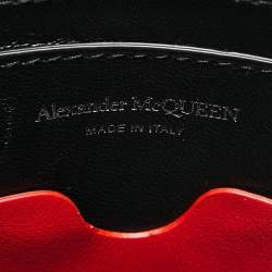 Pre Owned Alexander McQueen Black Leather Small The Curve Crossbody Bag