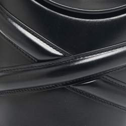 Pre Owned Alexander McQueen Black Leather Small The Curve Crossbody Bag