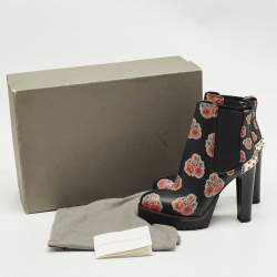 Pre Owned Alexander McQueen Black Rose Print Leather Studded Ankle Length Boots Size 36