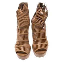 Pre Owned Alexander McQueen Beige Leather Platform Cage Booties Size 39