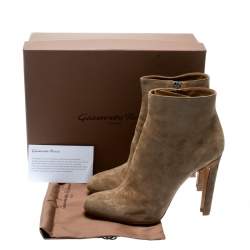 Pre Owned Gianvito Rossi Beige Suede Ankle Boots Size 42